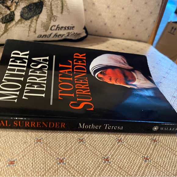 🔥📖Books 4/$10🔥 - Picture 3 of 4